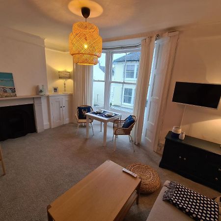 Centrally Located, Comfortable Apartment Near Station, Beach And North Laines Okręg wyborczy Hove Zewnętrze zdjęcie