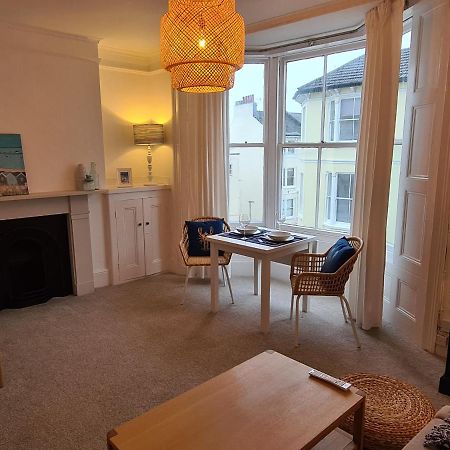 Centrally Located, Comfortable Apartment Near Station, Beach And North Laines Okręg wyborczy Hove Zewnętrze zdjęcie