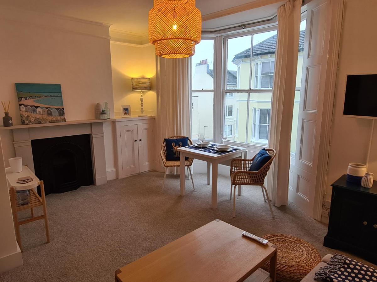 Centrally Located, Comfortable Apartment Near Station, Beach And North Laines Okręg wyborczy Hove Zewnętrze zdjęcie