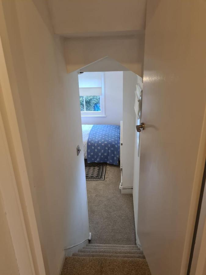 Centrally Located, Comfortable Apartment Near Station, Beach And North Laines Okręg wyborczy Hove Zewnętrze zdjęcie