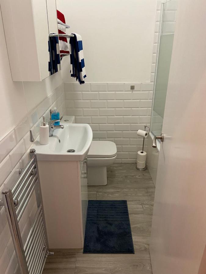 Centrally Located, Comfortable Apartment Near Station, Beach And North Laines Okręg wyborczy Hove Zewnętrze zdjęcie