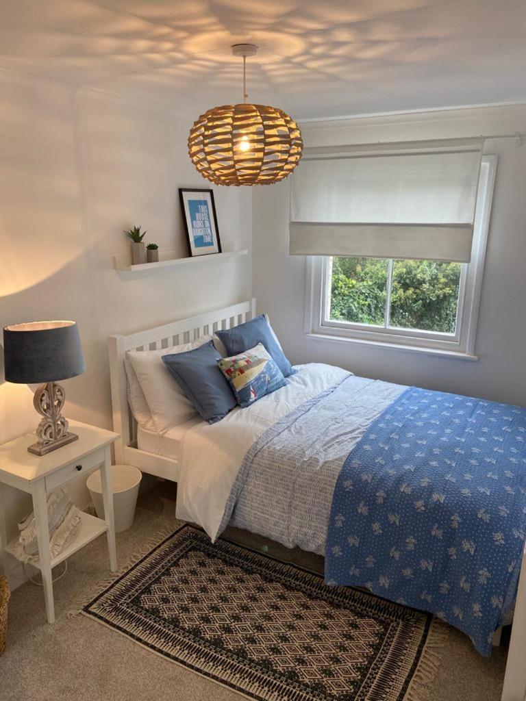 Centrally Located, Comfortable Apartment Near Station, Beach And North Laines Okręg wyborczy Hove Pokój zdjęcie