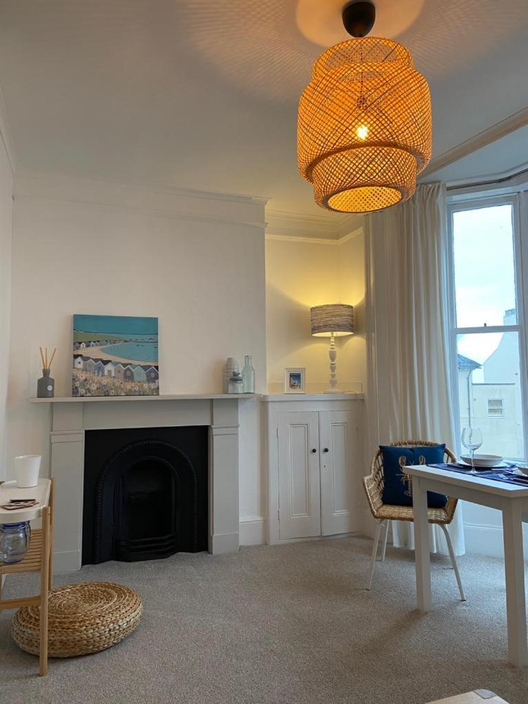 Centrally Located, Comfortable Apartment Near Station, Beach And North Laines Okręg wyborczy Hove Pokój zdjęcie